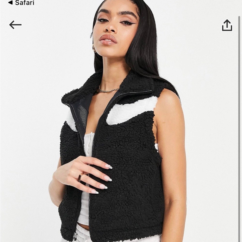 Nike vest black womens small